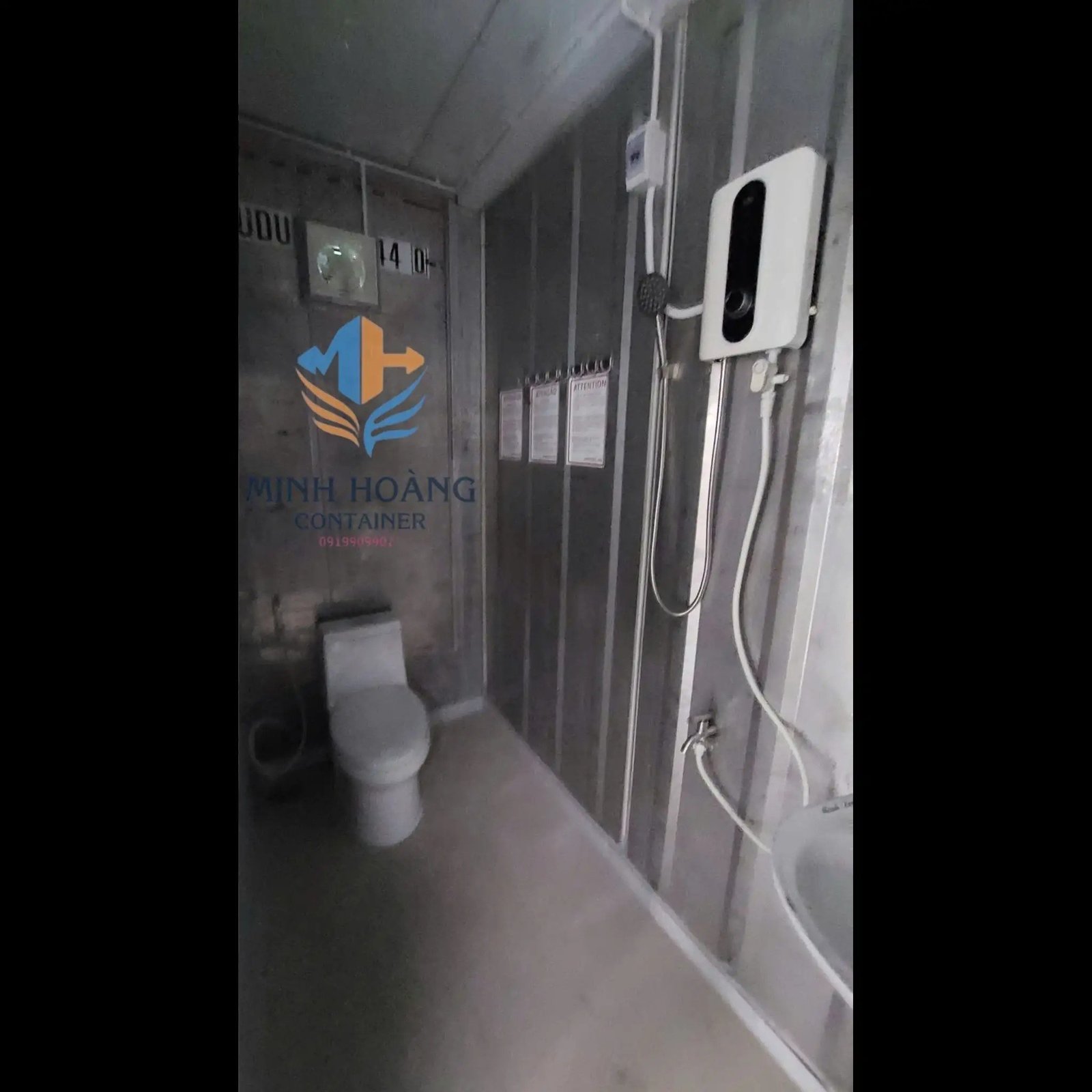 Container Nhà Ở 20 Feet Xanh Ngọc Có Toilet